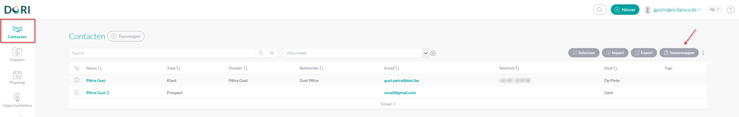 Contact samenvoegen plaats